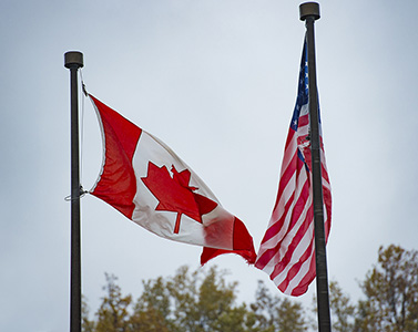 Drapeau du Canada et des États-Unis